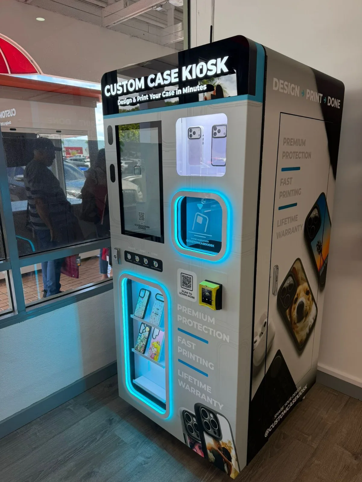 Foto do caso Custom Case Kiosk · Balaji Brands 6
